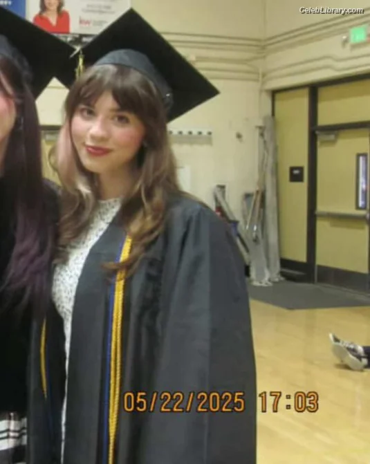 Callie Haverda photo 9 of 69