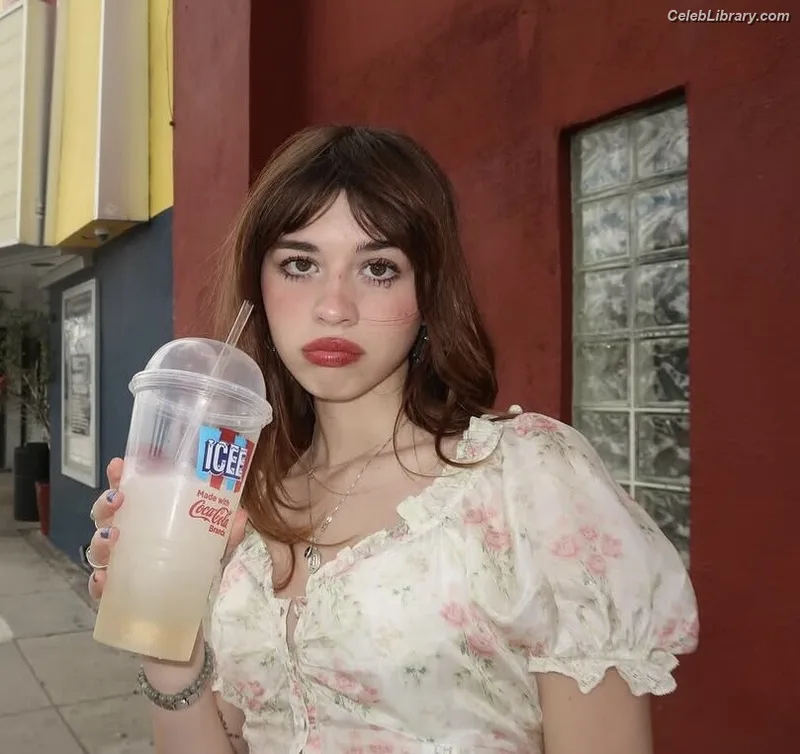 Callie Haverda photo 21 of 70