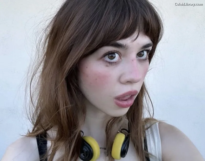 Callie Haverda photo 3 of 70