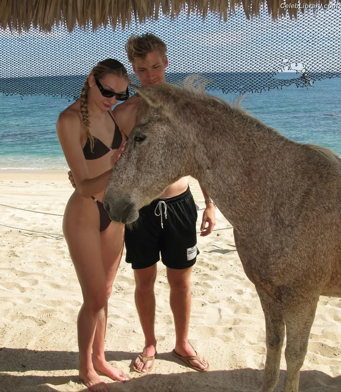 Cameron Brink photo 16 of 194