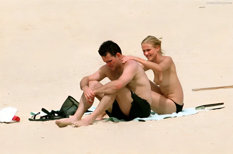 Cameron Diaz photo 21 of 215