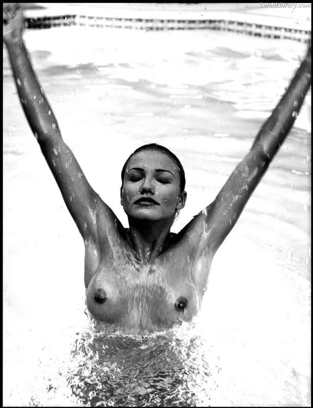 Cameron Diaz photo 9 of 215