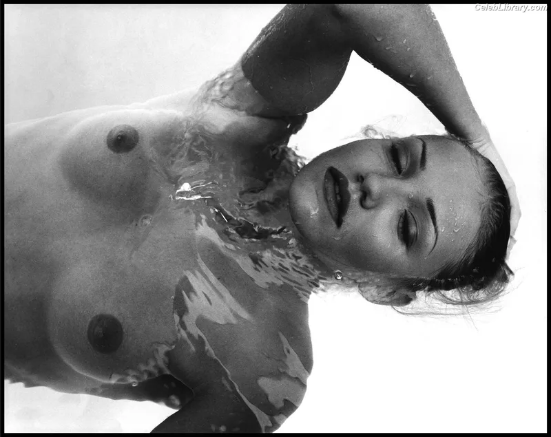 Cameron Diaz photo 21 of 215