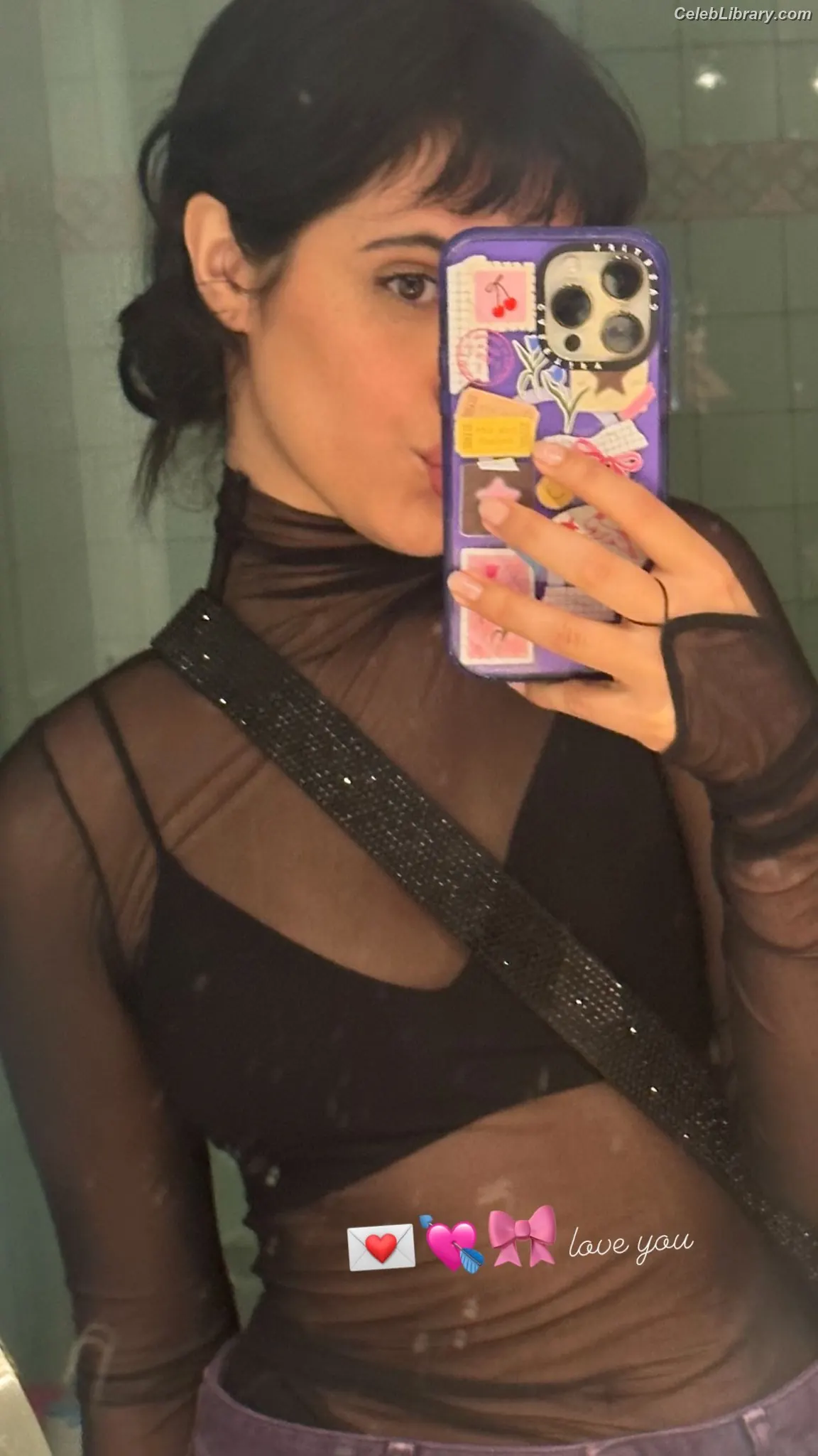 Camila Cabello photo 11 of 2278