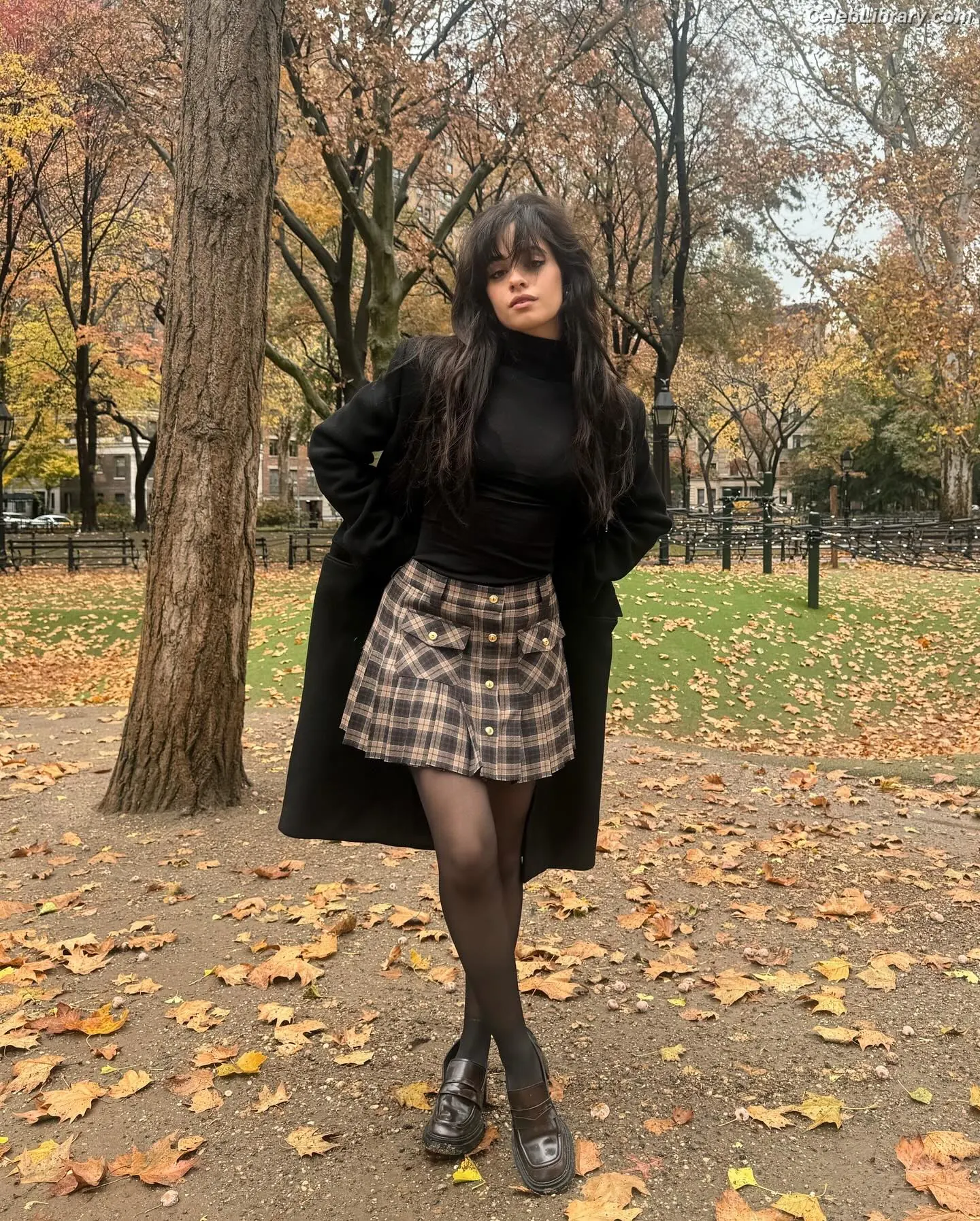 Camila Cabello photo 2 of 2278