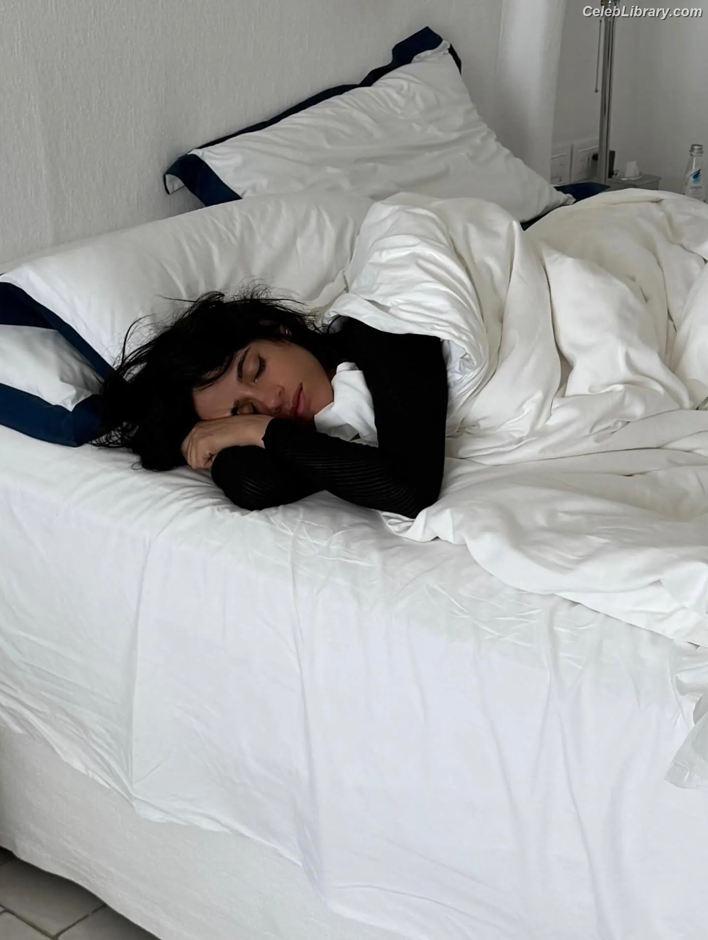 Camila Cabello photo 21 of 2278