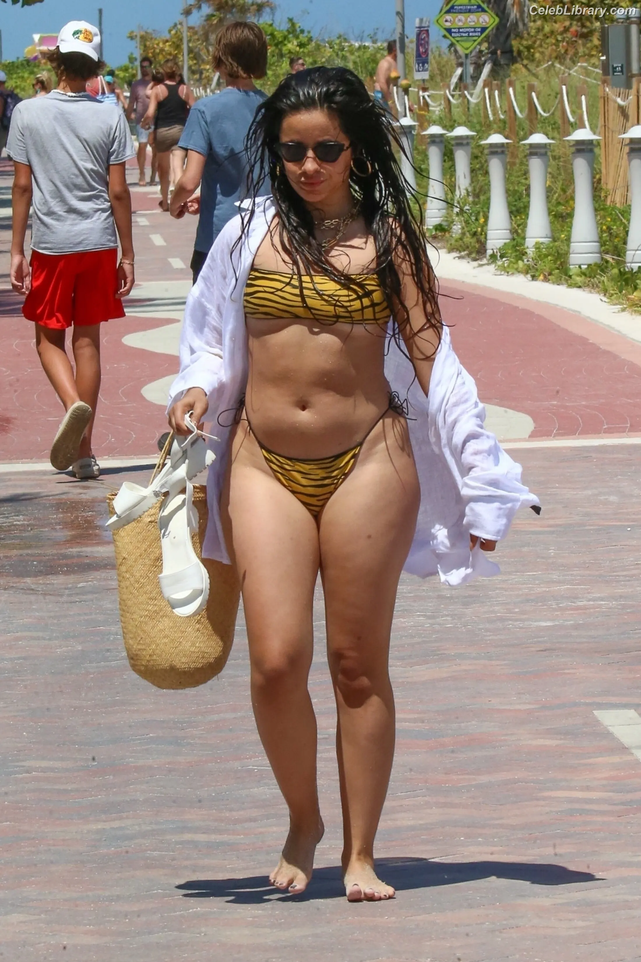 Camila Cabello photo 19 of 2278