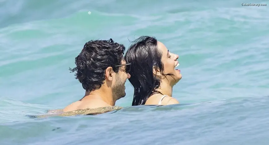 Camila Cabello photo 9 of 2278