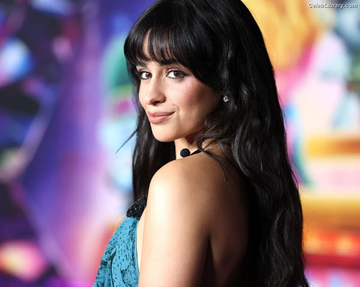 Camila Cabello photo 18 of 2278