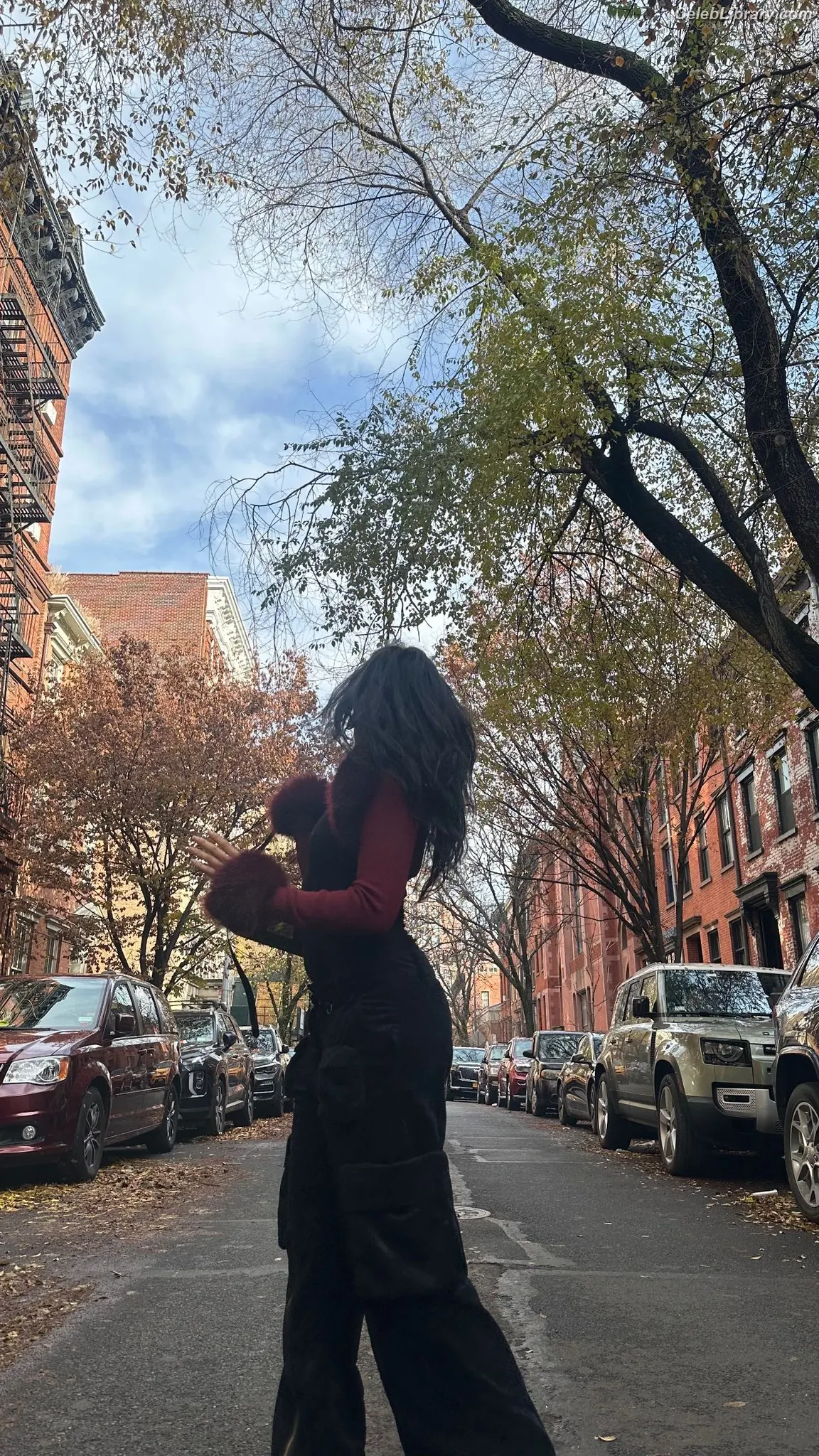 Camila Cabello photo 22 of 2278