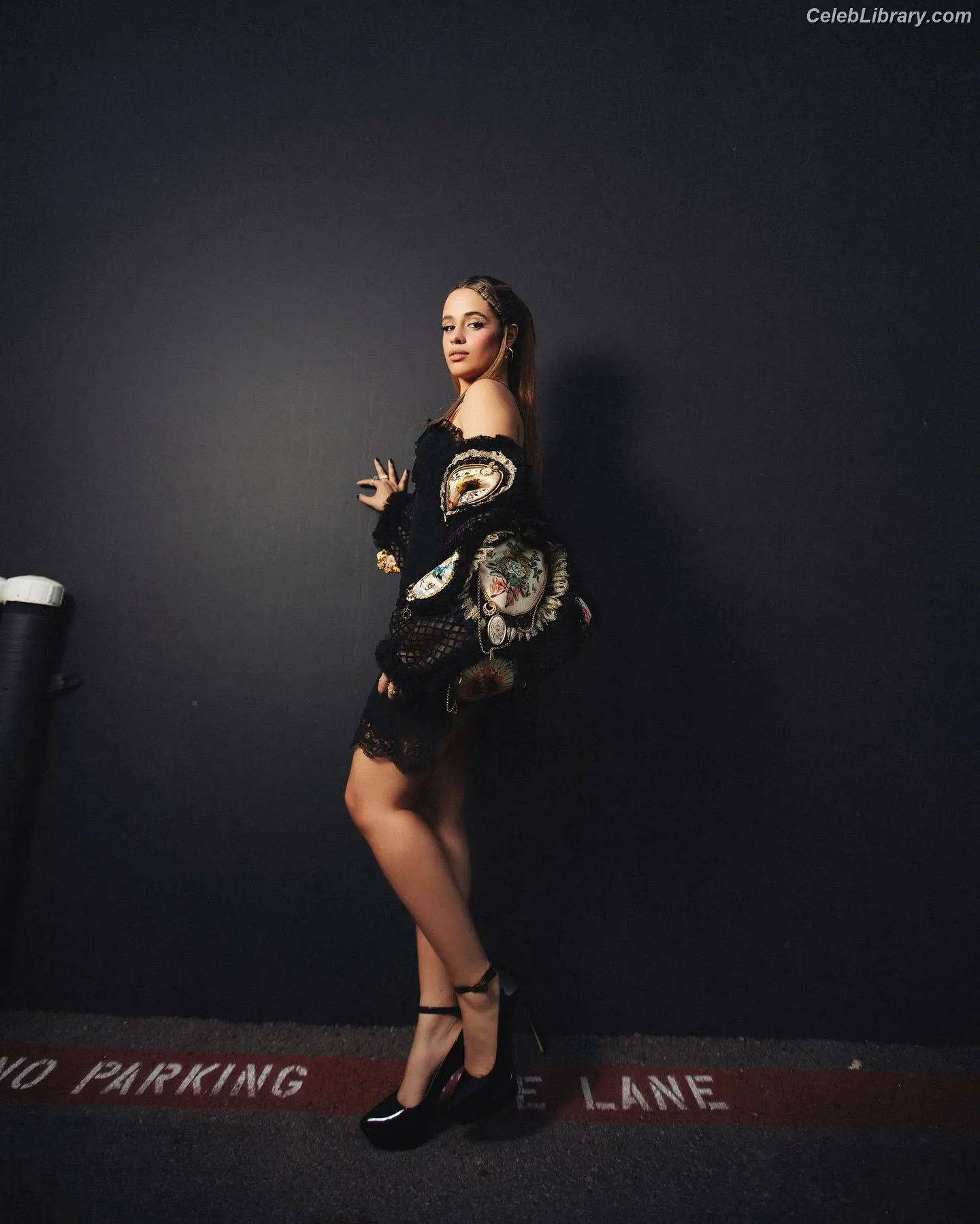 Camila Cabello photo 7 of 2278