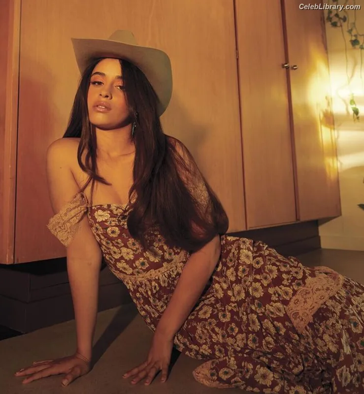 Camila Cabello photo 10 of 2287
