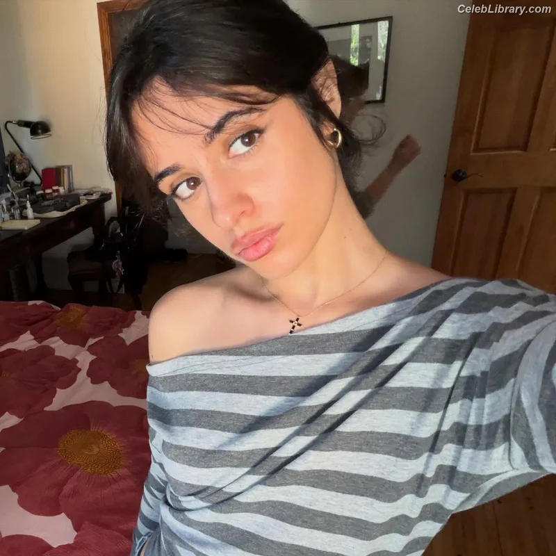 Camila Cabello photo 13 of 2287