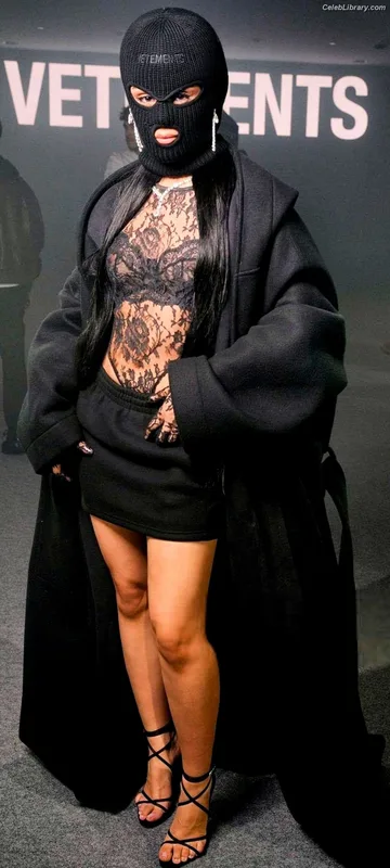 Camila Cabello photo 13 of 2287