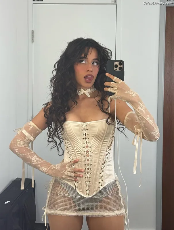 Camila Cabello photo 9 of 2287