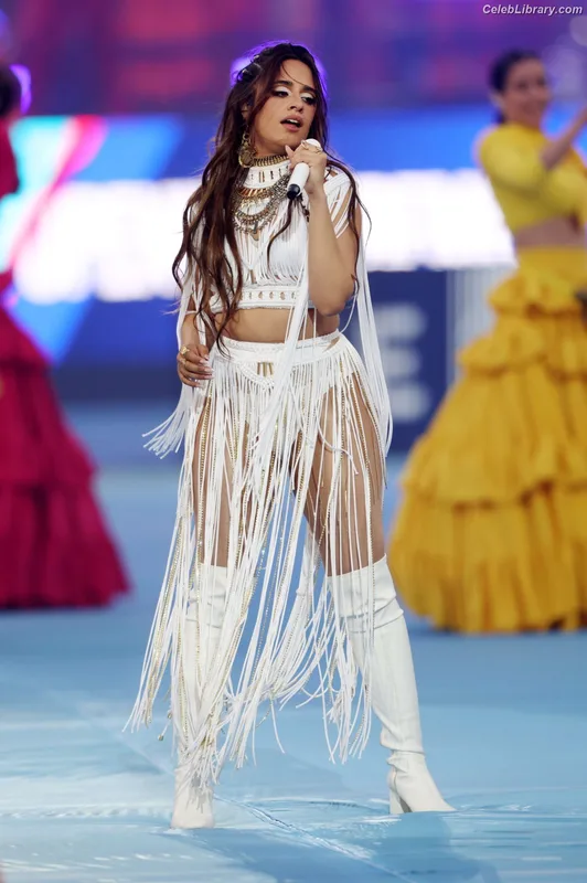 Camila Cabello photo 17 of 2287