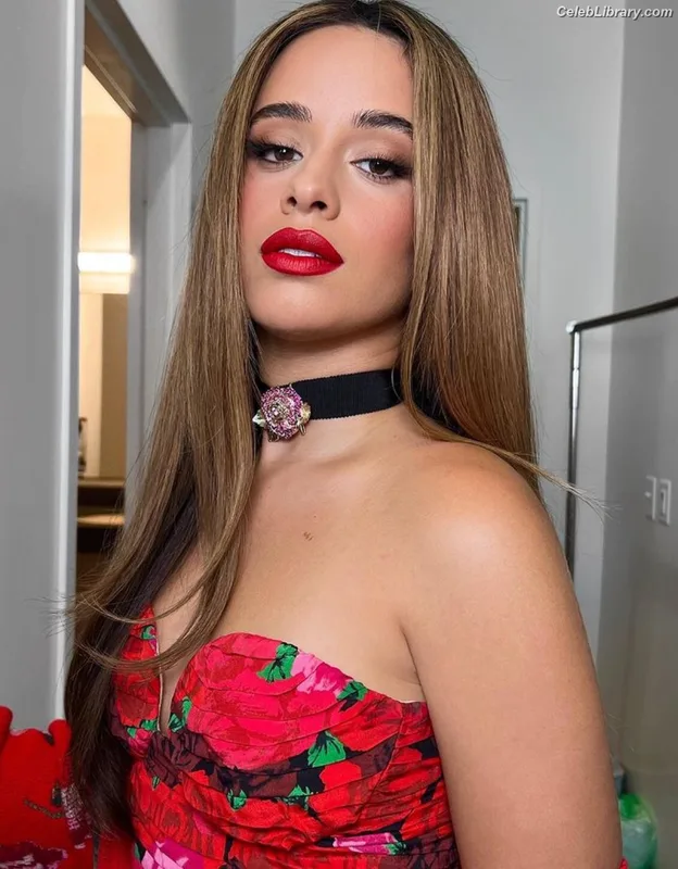 Camila Cabello photo 3 of 2287