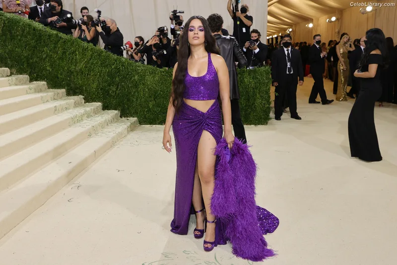 Camila Cabello photo 4 of 2287