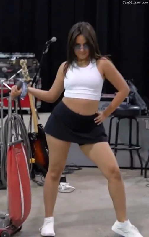 Camila Cabello photo 24 of 2287