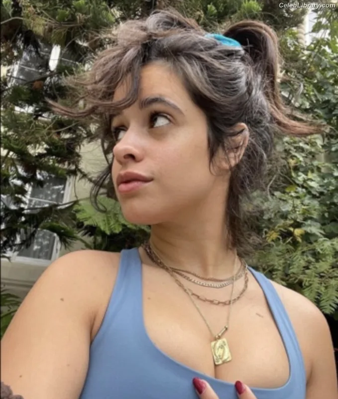 Camila Cabello photo 20 of 2287