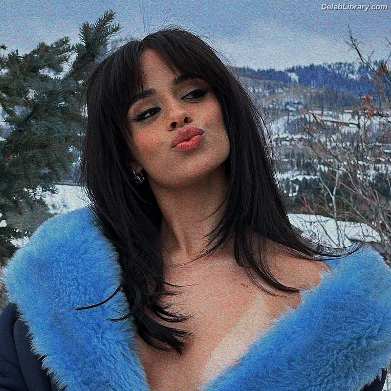 Camila Cabello photo 20 of 2287