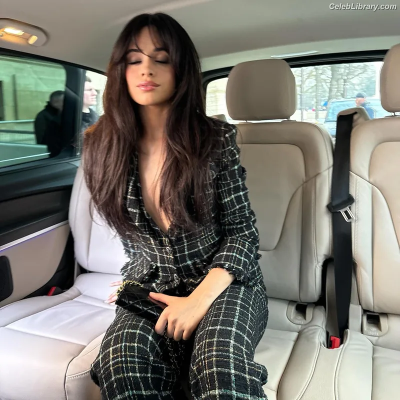 Camila Cabello photo 7 of 2287