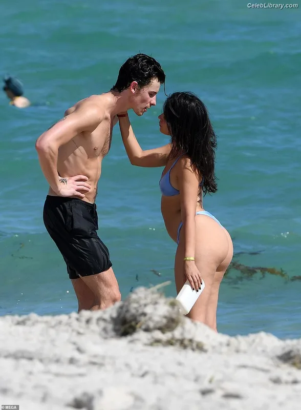 Camila Cabello photo 6 of 2287
