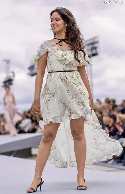 Camila Cabello photo 15 of 2287
