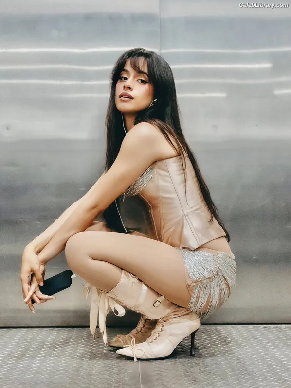 Camila Cabello photo 19 of 2287