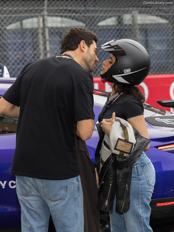 Camila Cabello photo 17 of 2287