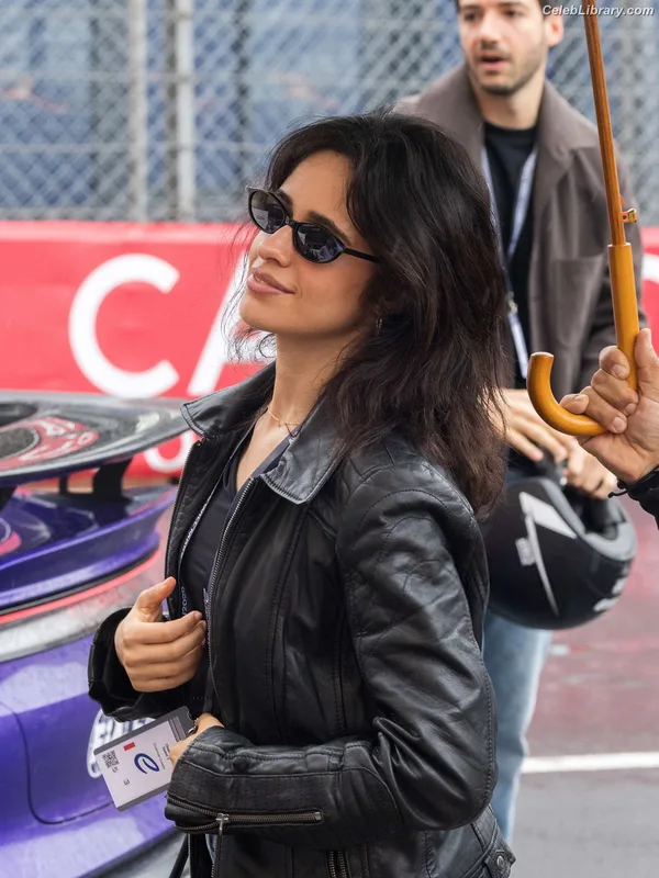 Camila Cabello photo 1 of 2287