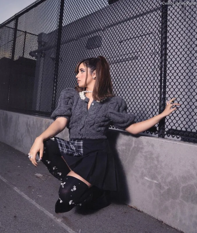 Camila Cabello photo 2 of 2287