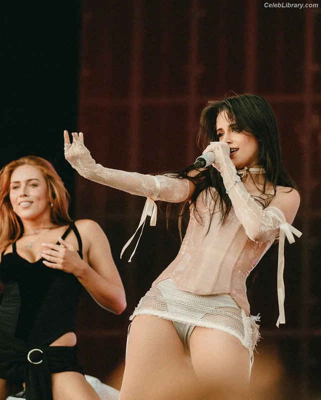 Camila Cabello photo 5 of 2287