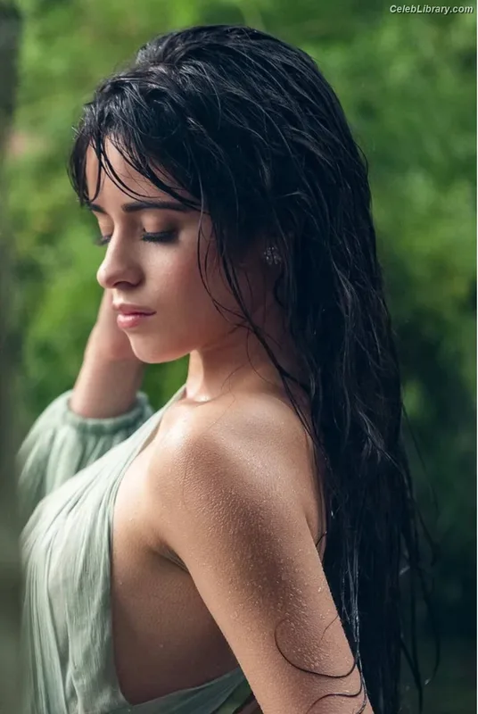 Camila Cabello photo 7 of 2287