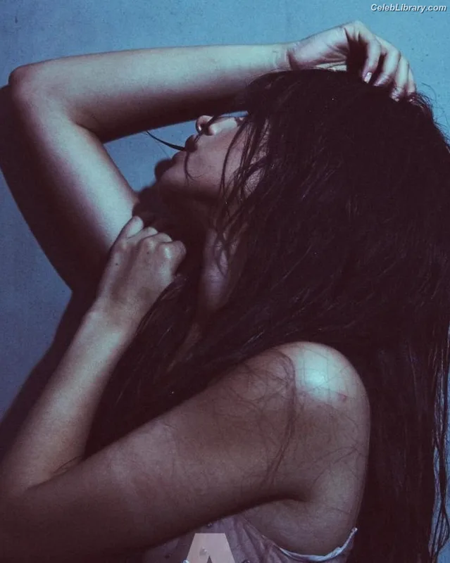 Camila Cabello photo 1 of 2287