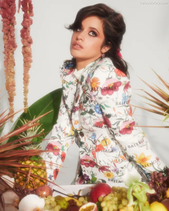Camila Cabello photo 17 of 2287