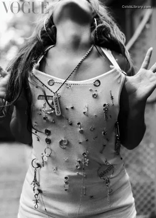 Camila Cabello photo 11 of 2287