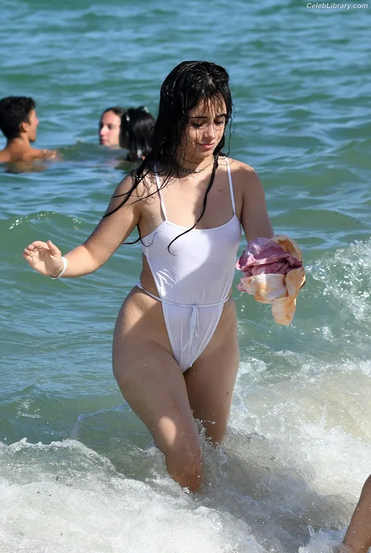 Camila Cabello photo 11 of 2287
