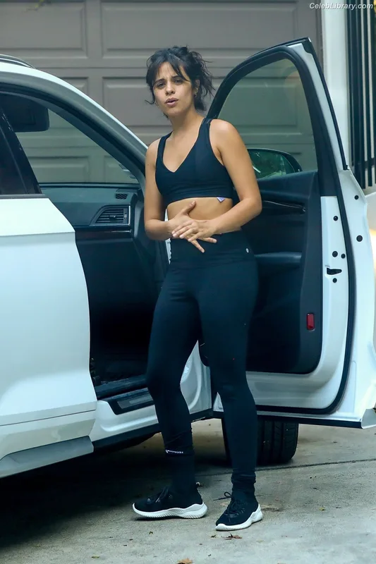 Camila Cabello photo 5 of 2287
