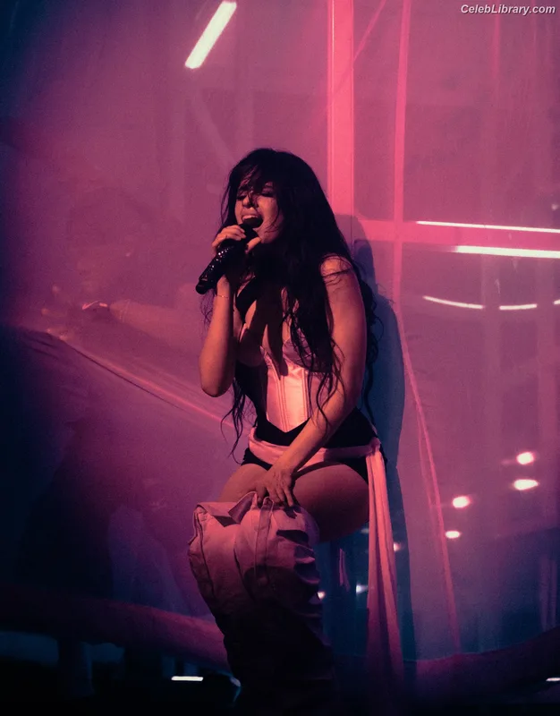 Camila Cabello photo 7 of 2287
