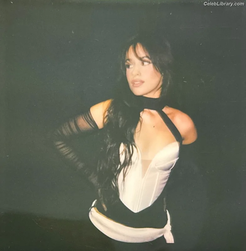 Camila Cabello photo 8 of 2287