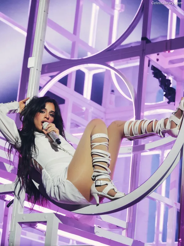 Camila Cabello photo 16 of 2287
