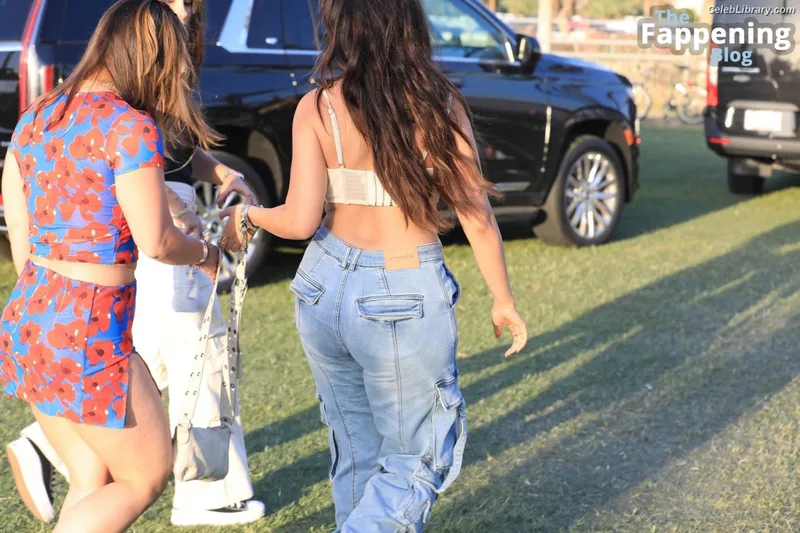 Camila Cabello photo 9 of 2287