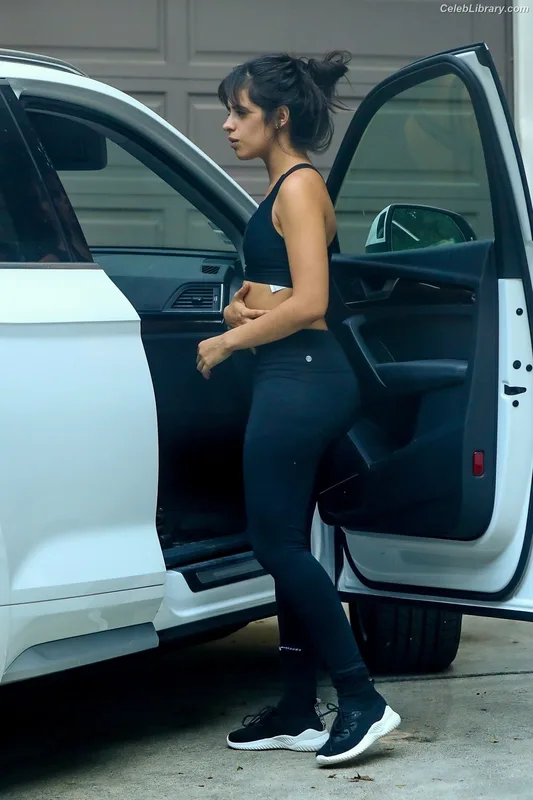 Camila Cabello photo 10 of 2287