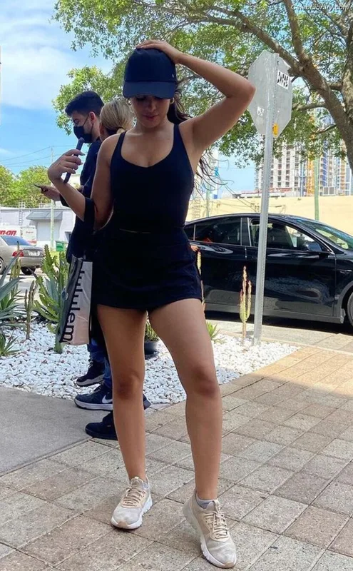 Camila Cabello photo 23 of 2287