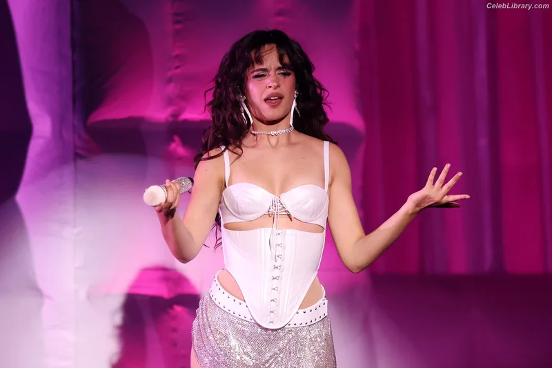 Camila Cabello photo 3 of 2287