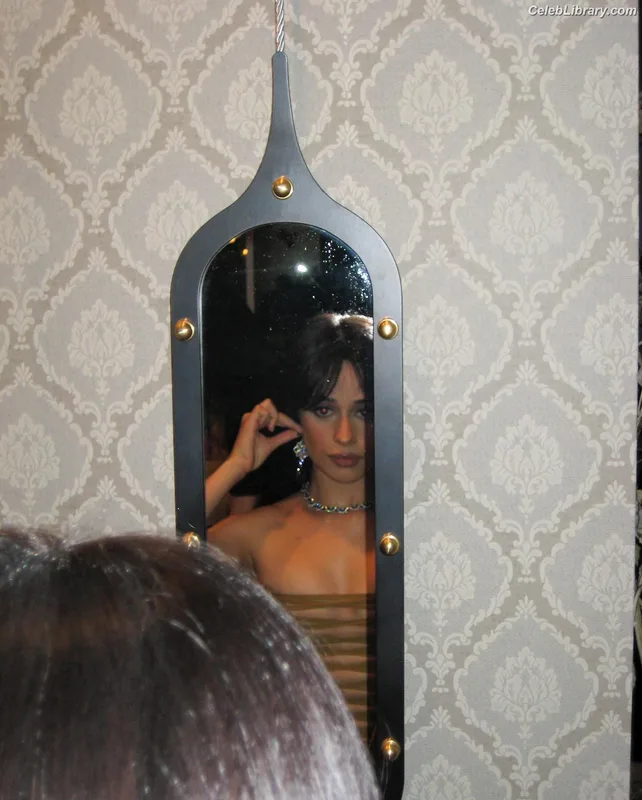 Camila Cabello photo 9 of 2287