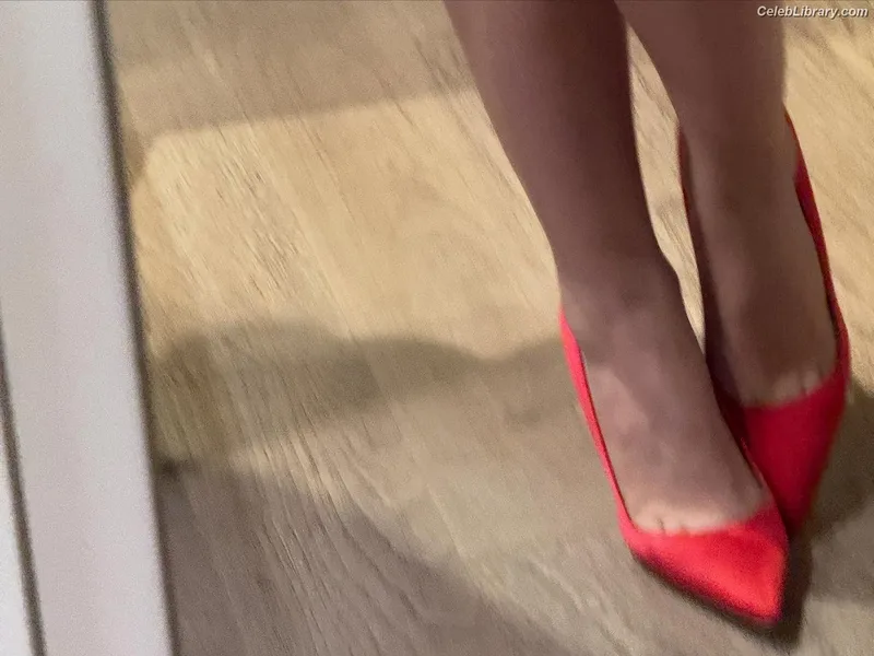 Camila Cabello photo 12 of 2287