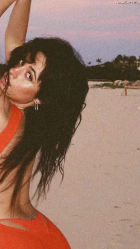 Camila Cabello photo 7 of 2287
