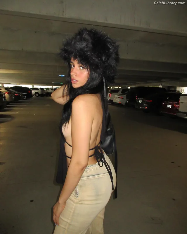 Camila Cabello photo 19 of 2287